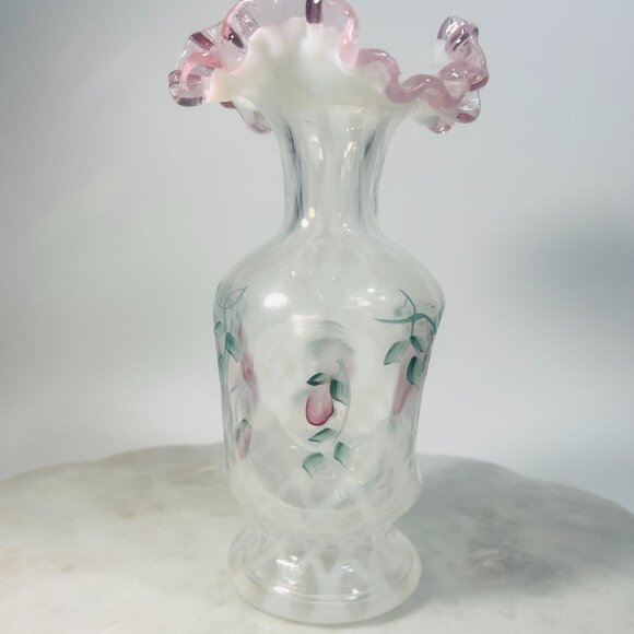 Vtg Fenton Vase French Opalescent Trellis Rose Crest Floral Ruffled Hand-painted - Picture 2 of 5